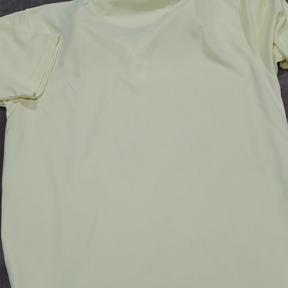 Yellow golf polo by Grey Matter Concepts - Picture 2 of 3